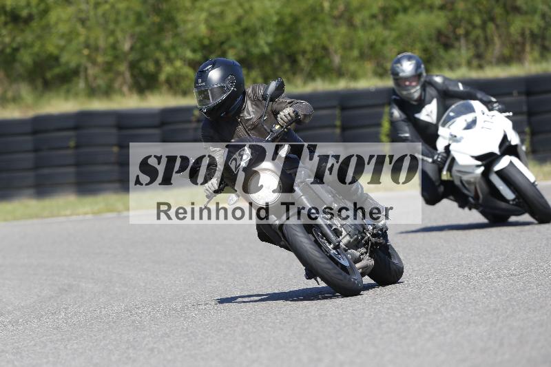 /48 25.08.2025 Cornu Master School ADR/gruen-vert/28
